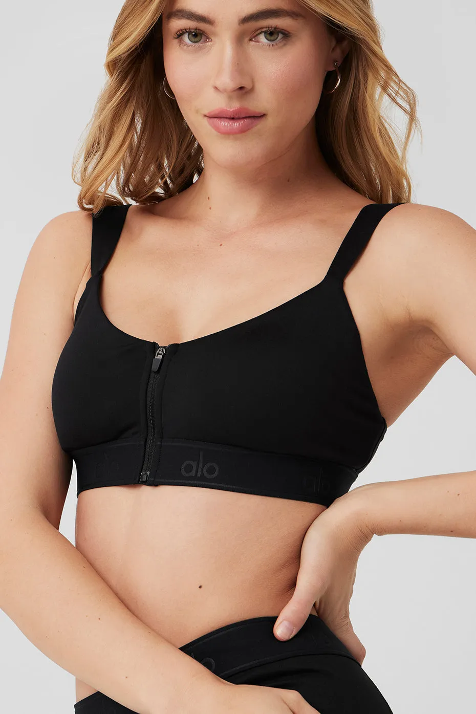 Alosoft Molded Showcase Bra - Black