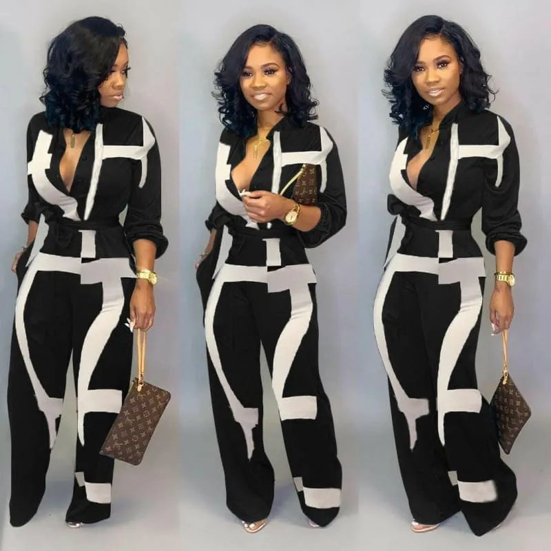 Chic Black and White Printed Jumpsuit for Women with Long Sleeves