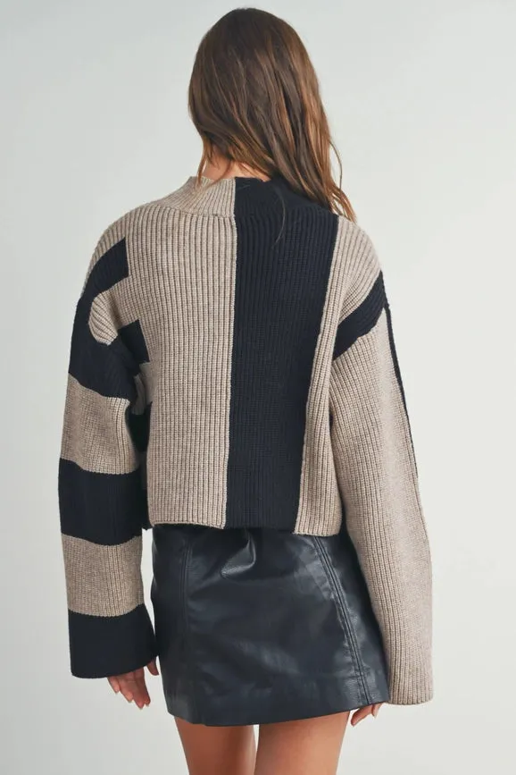 Color Block Mock Turtleneck Sweater BLACK / TAUPE