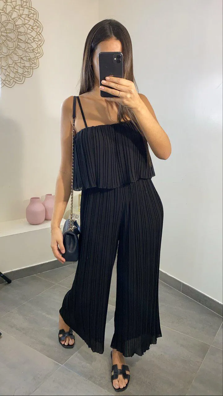 Com - pleat the look . Pleated jumpsuit - 6 colours - one size