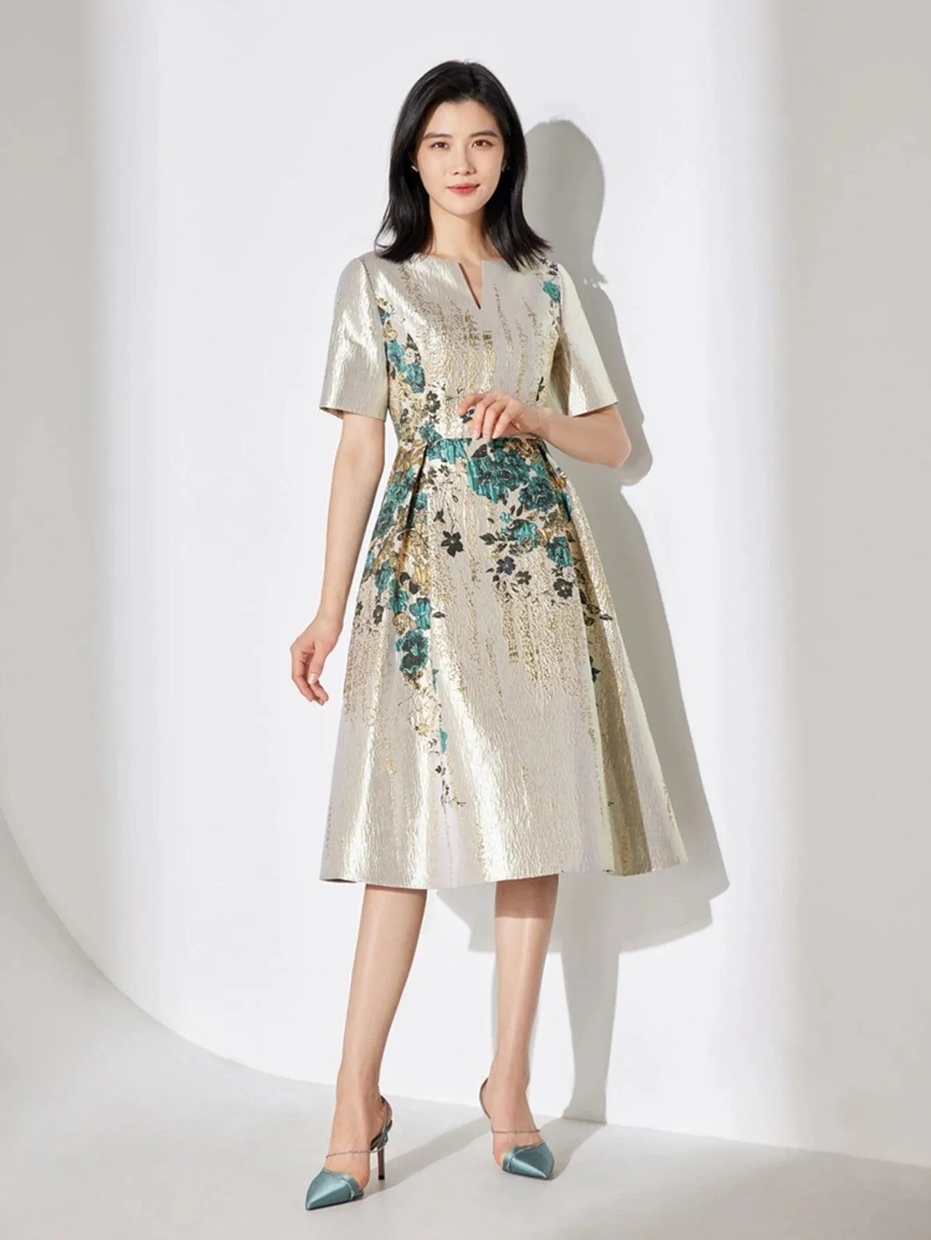 Elegant Floral Women’s Midi Dress