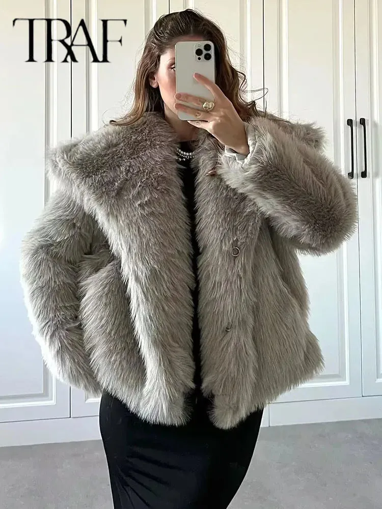 Luxurious Faux Fur Women's Coat