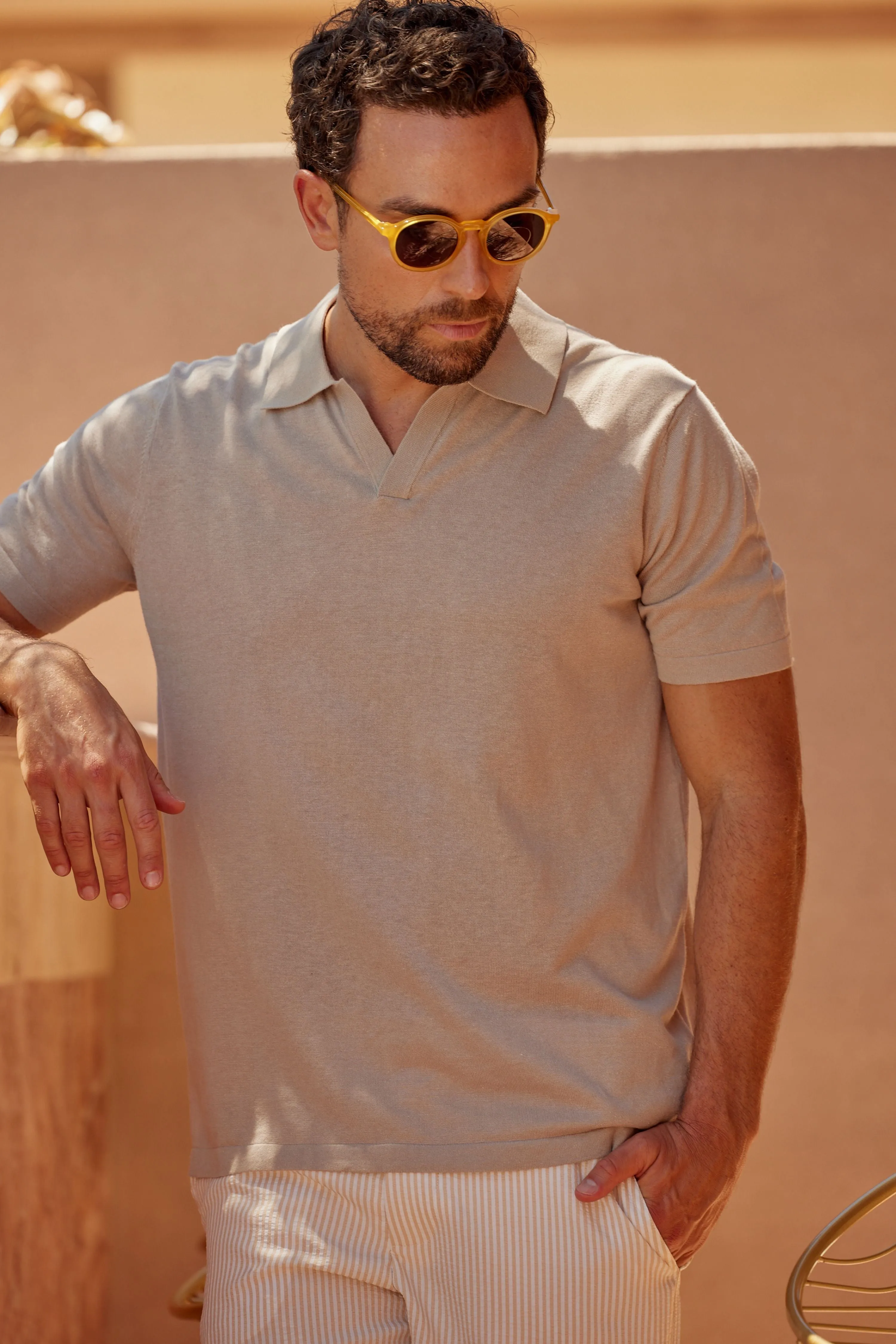 MAVERICK KNITTED POLO - SAND