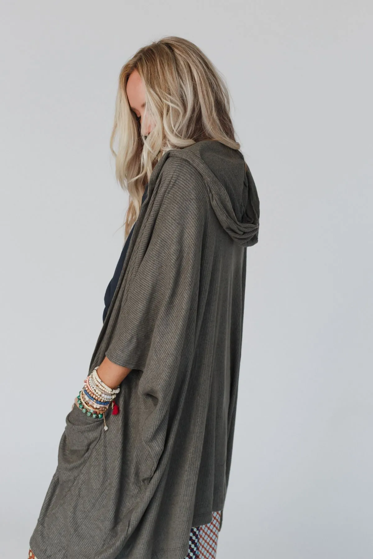 The Nest Boho Essential Hooded Ribbed Sweater - Olive