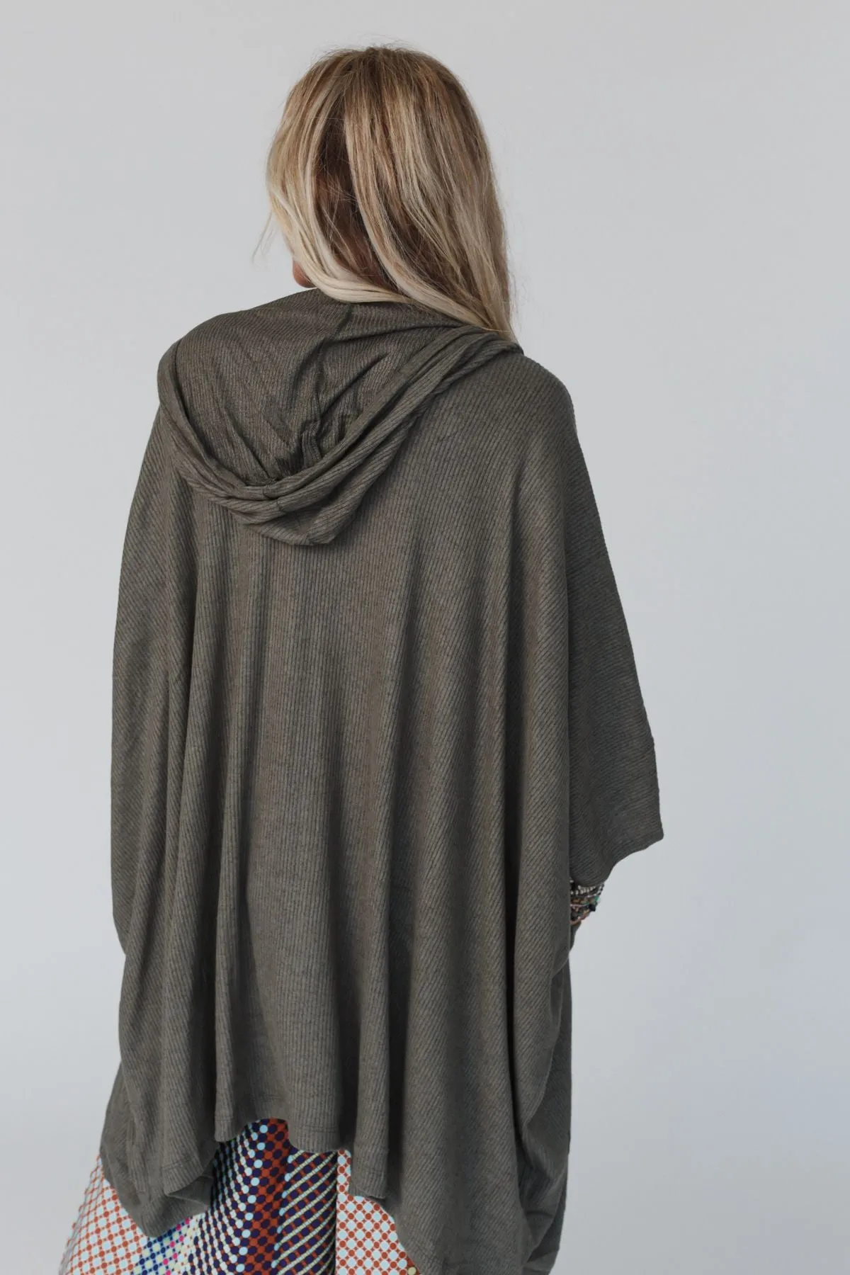 The Nest Boho Essential Hooded Ribbed Sweater - Olive