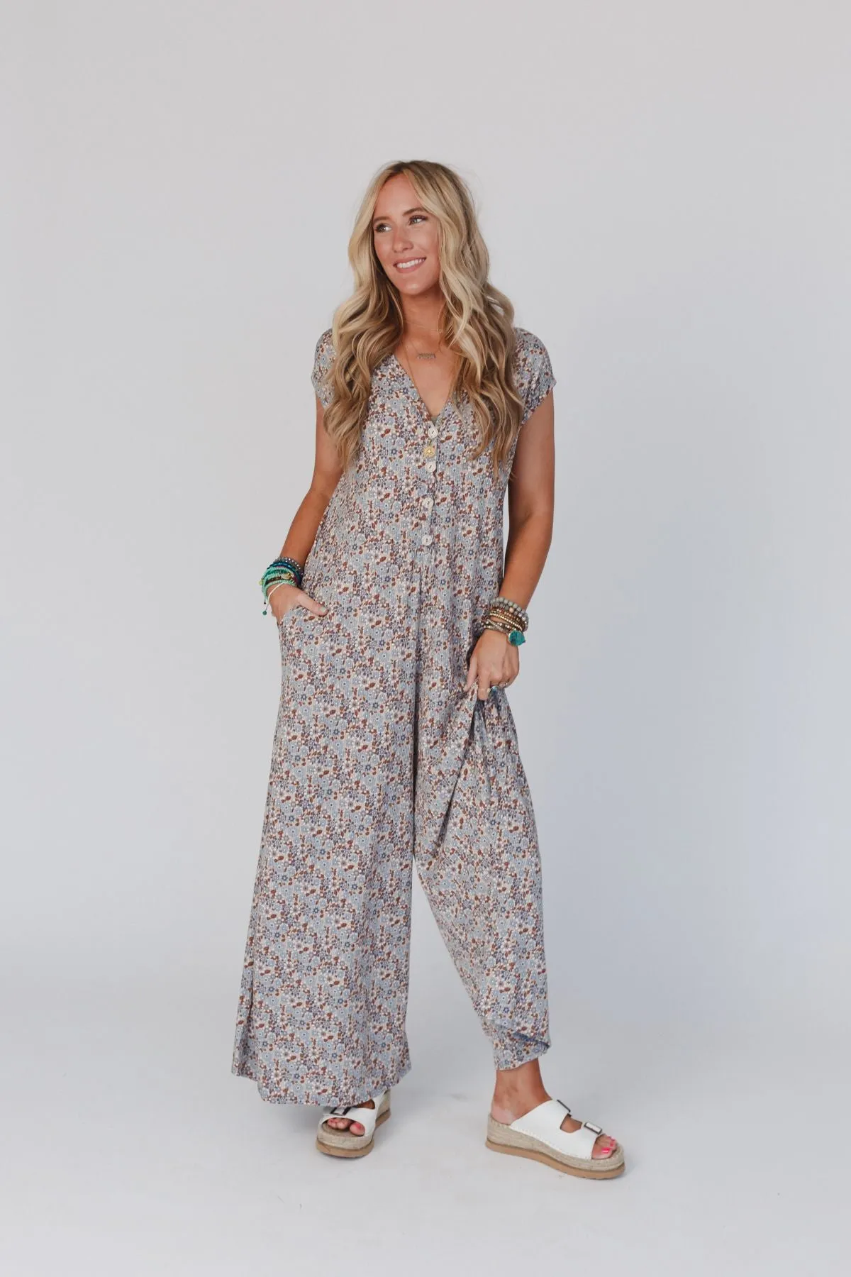 The Nest Daphne Floral Print Jumpsuit - Cream