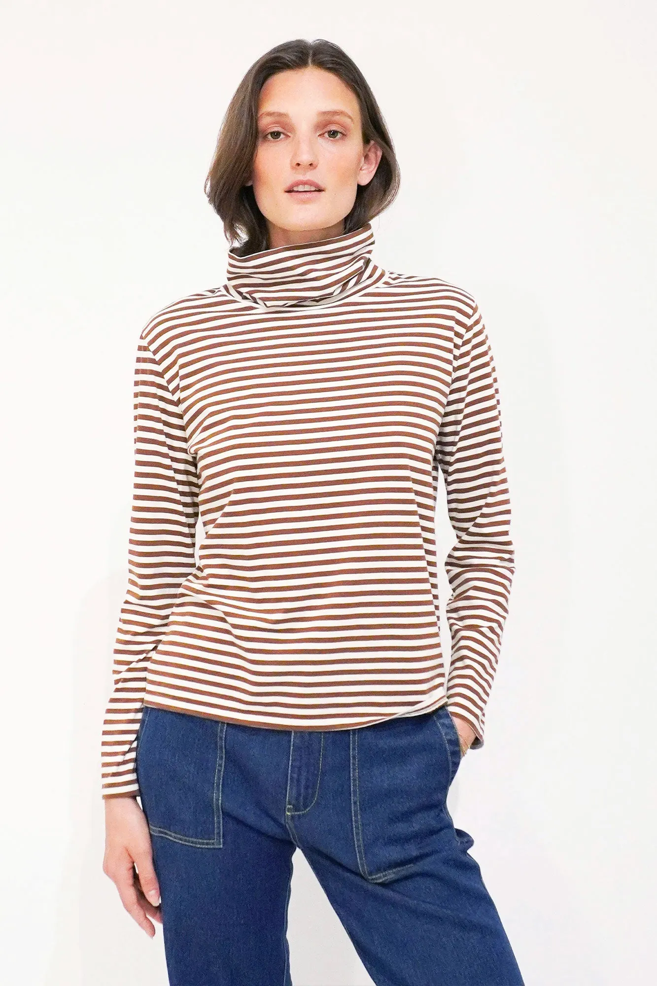 The Turtleneck - Cream/Walnut Mini Stripe