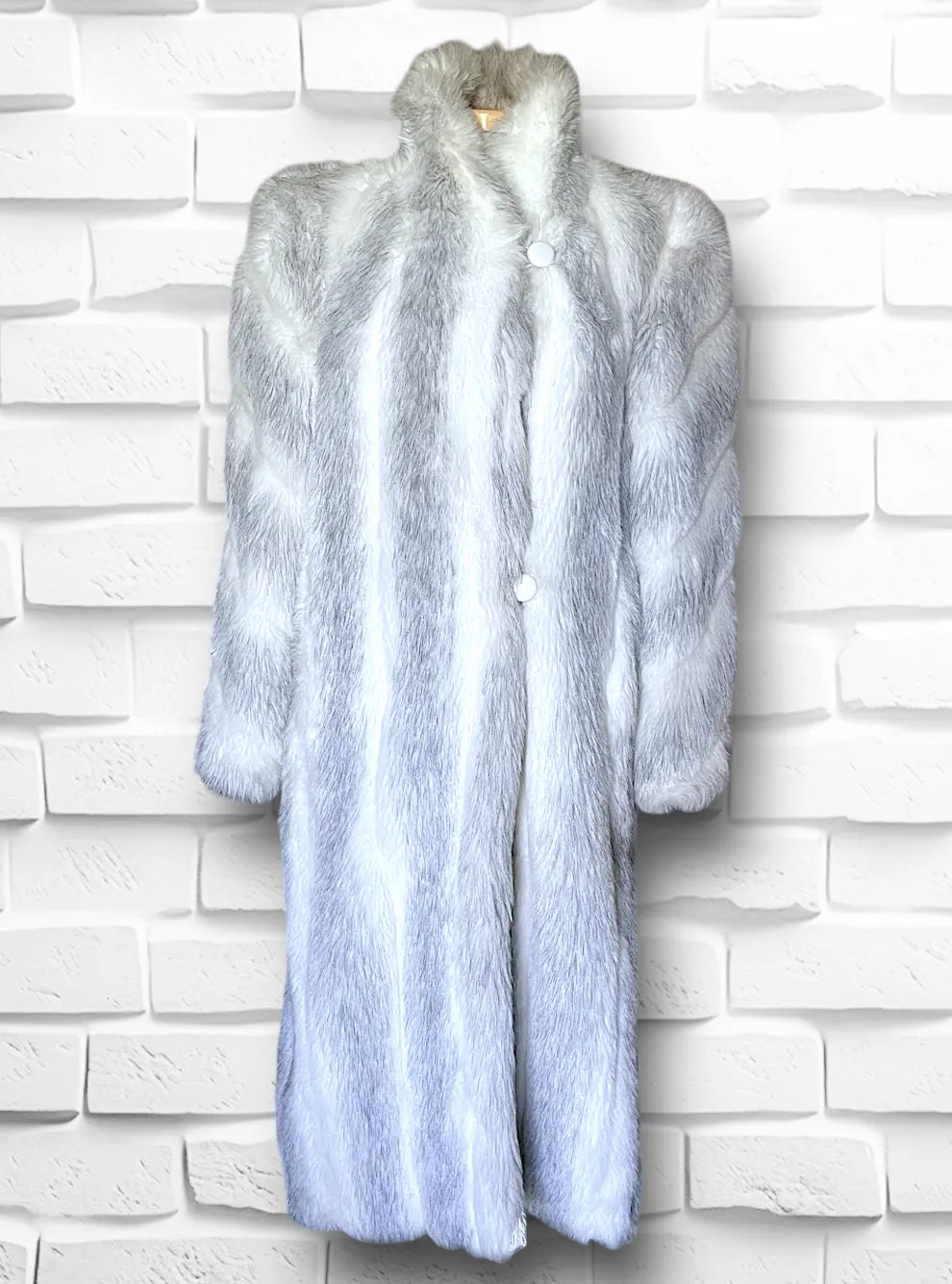 Vintage 1970’s Avec Tu Faux Fur Grey & White Long Overcoat