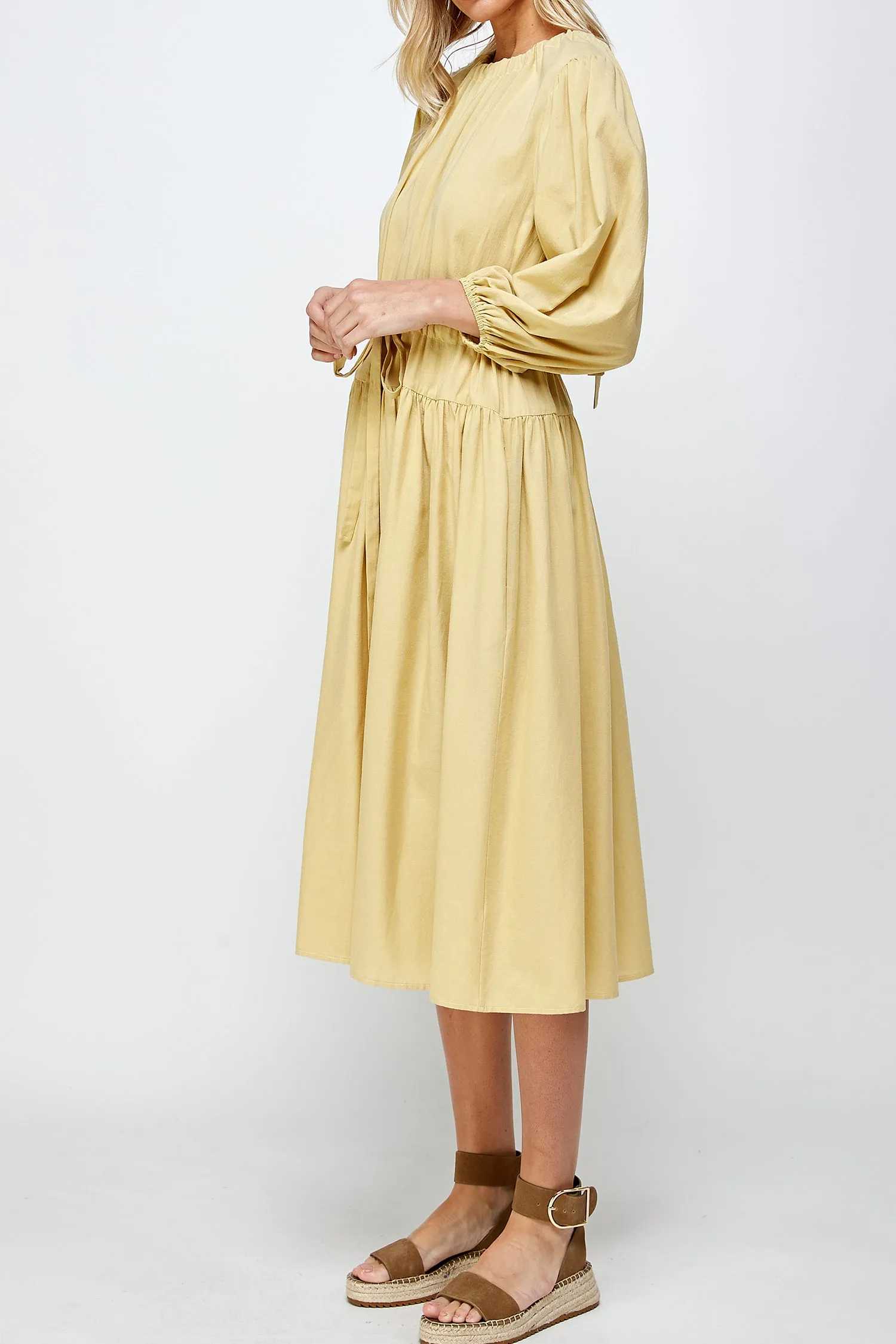 Volume sleeve midi dress